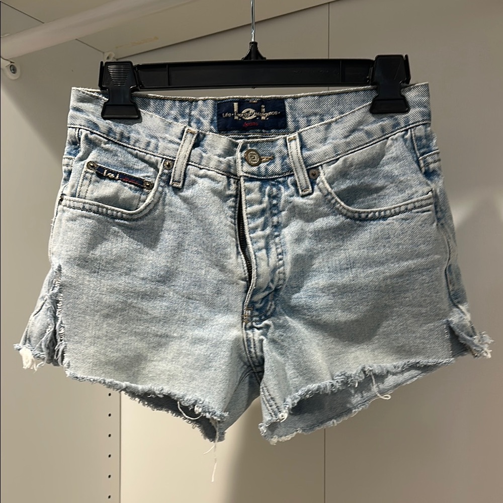 Vintage 1990’s Lei Blue Jean Shorts Distressed Raw Hem